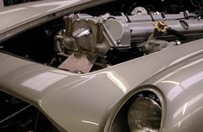красивый Астон Мартин Aston Martin DB5 1965. Кликните для просмотра фото автомобиля большего размера.