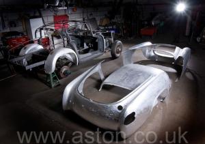 цвет Астон Мартин Aston Martin DB2/4 Vignale 1954. Кликните для просмотра фото автомобиля большего размера.