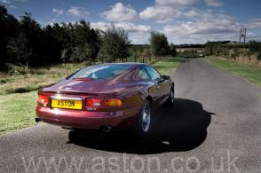 на трассе Астон Мартин Aston Martin DB7 Coupe 1996. Кликните для просмотра фото автомобиля большего размера.