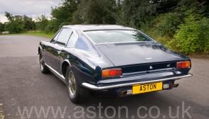 вид Астон Мартин Aston Martin DBS6 1970. Кликните для просмотра фото автомобиля большего размера.