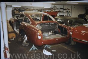 фотографии Астон Мартин Aston Martin DB5 Vantage Spec 1965. Кликните для просмотра фото автомобиля большего размера.