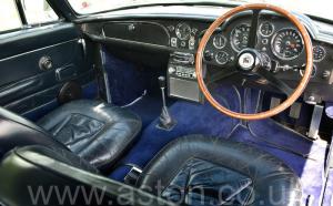 фотографии Астон Мартин DB6 Mk 1 спецификации Vantage 1967. Кликните для просмотра фото автомобиля большего размера.