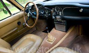 обивка Астон Мартин DB6 MK1 1967. Кликните для просмотра фото автомобиля большего размера.